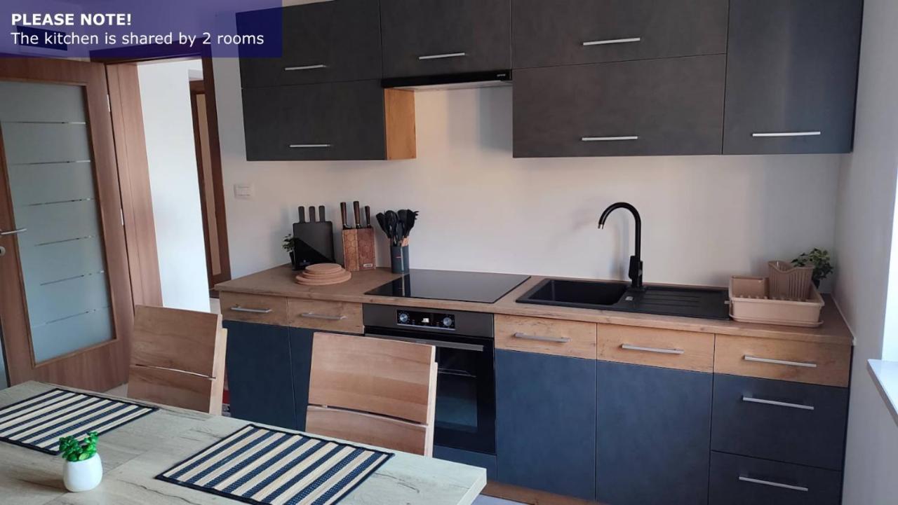 Amaryllis Residence, Apartment Diana & Deluxe Rooms With Shared Kitchen Veli Lošinj Eksteriør billede